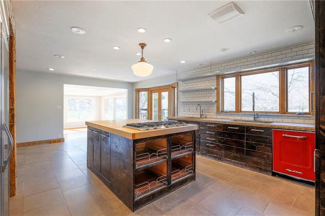 24908 E Timberlake Drive, Greenwood, MO 64086