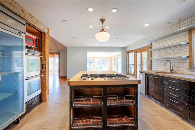 24908 E Timberlake Drive, Greenwood, MO 64086