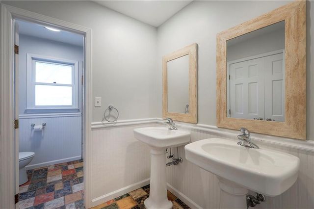 24908 E Timberlake Drive, Greenwood, MO 64086