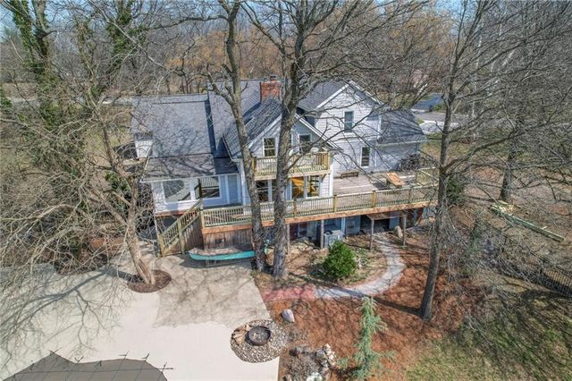 24908 E Timberlake Drive, Greenwood, MO 64086