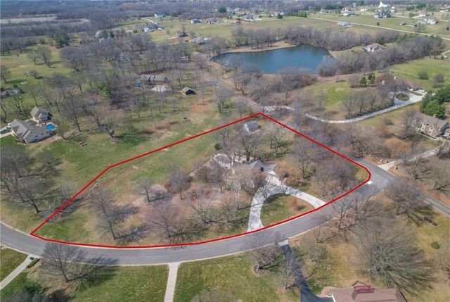 24908 E Timberlake Drive, Greenwood, MO 64086