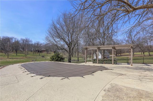 24908 E Timberlake Drive, Greenwood, MO 64034
