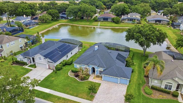 120 BLUE STONE CIRCLE, Winter Garden, FL 34787