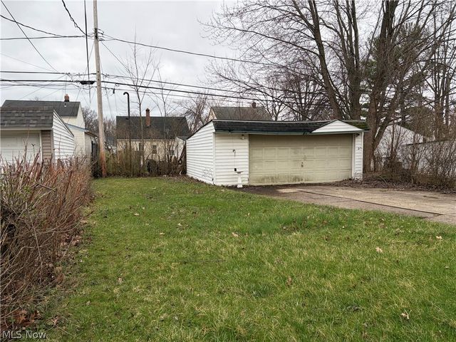 14112 Krems Avenue, Maple Heights, OH 44137