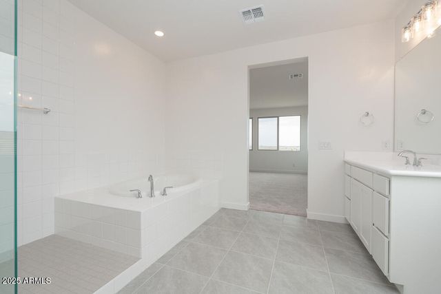 1923 E Empeltre Road, San Tan Valley, AZ 85140