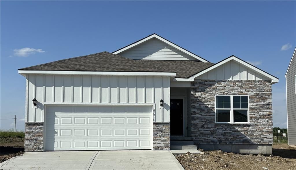 25248 W 177th Terrace, Gardner, KS 66030