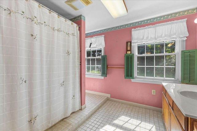 11 Prospect Street, St. Albans City, VT 05478
