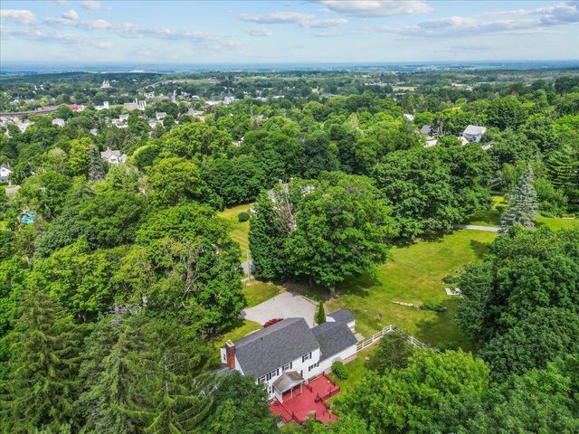 11 Prospect Street, St. Albans City, VT 05478