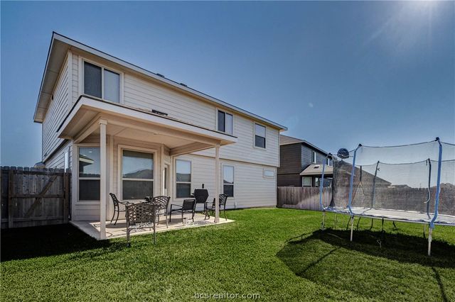 2176 Chief Street, Bryan, TX 77807