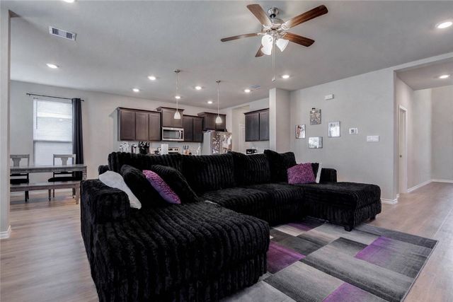 2176 Chief Street, Bryan, TX 77807