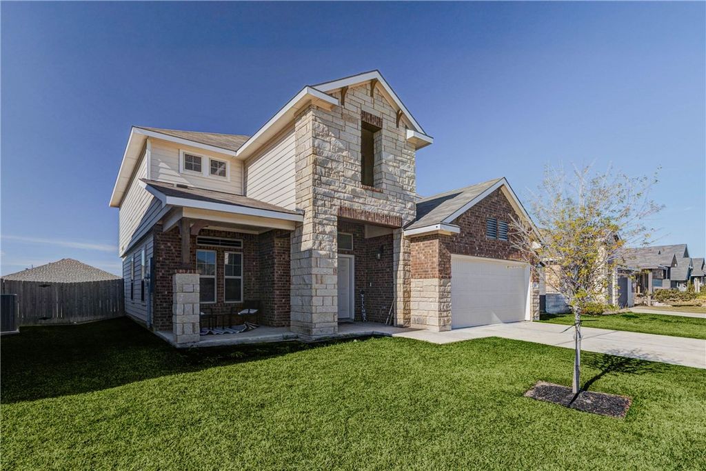 2176 Chief Street, Bryan, TX 77807