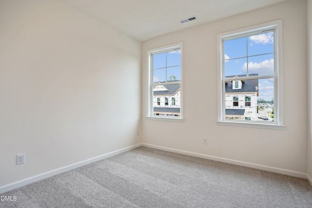 13 E Tiger Lily Trail 53, Clayton, NC 27527