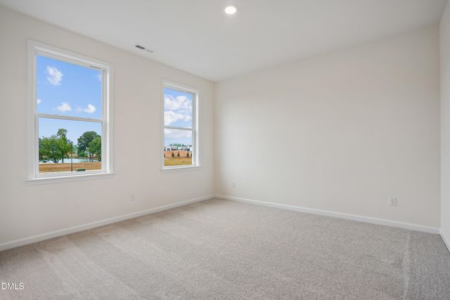 13 E Tiger Lily Trail 53, Clayton, NC 27527