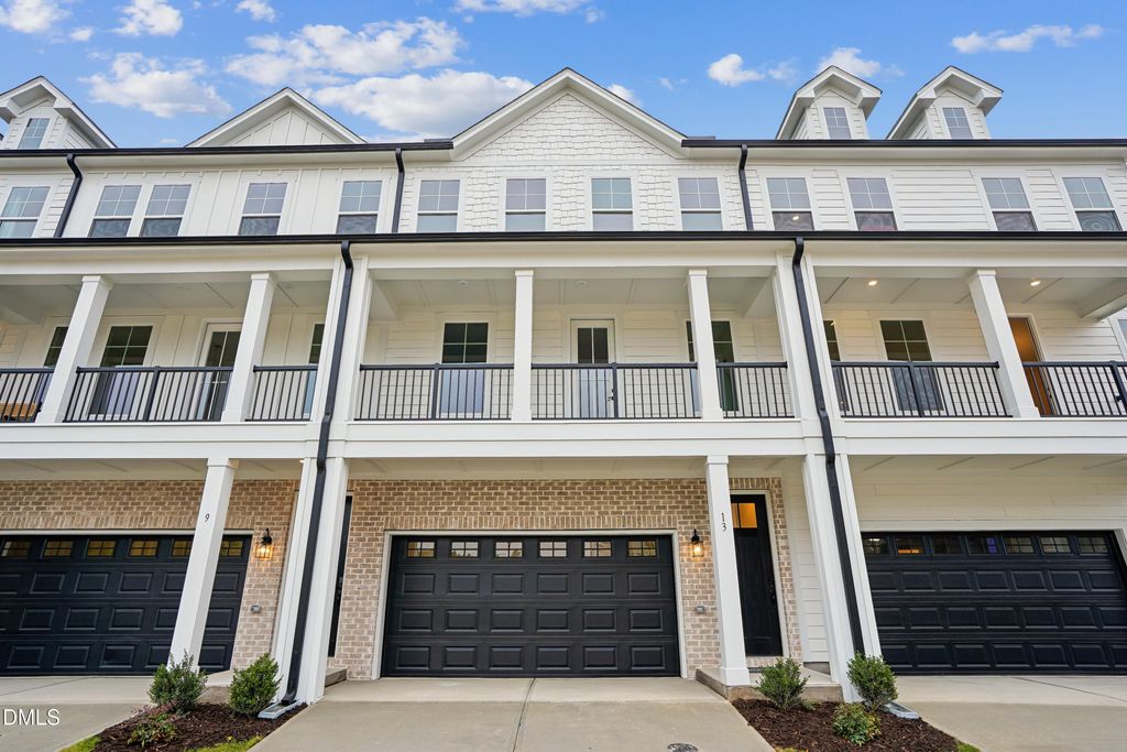 13 E Tiger Lily Trail 53, Clayton, NC 27527