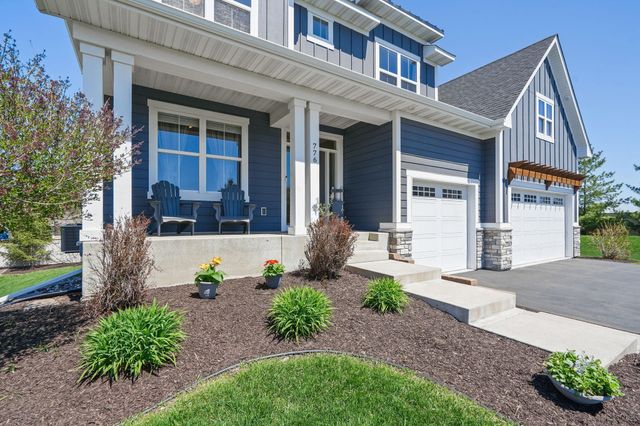 776 Arbor Woods Road, Victoria, MN 55386