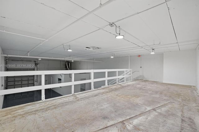 16300 SW 137th Ave 119, Miami, FL 33177