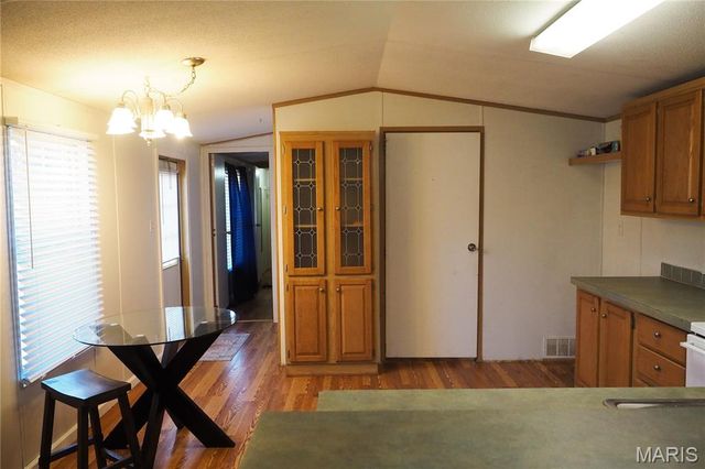 26189 N Carol Street, Warrenton, MO 63383