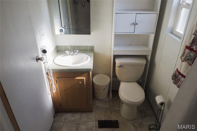 26189 N Carol Street, Warrenton, MO 63383