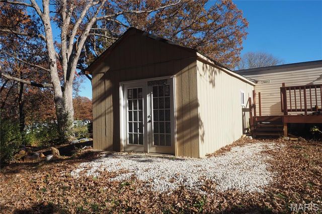 26189 N Carol Street, Warrenton, MO 63383