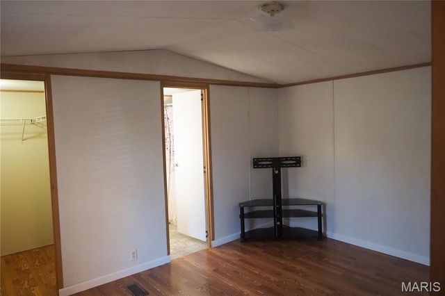 26189 N Carol Street, Warrenton, MO 63383