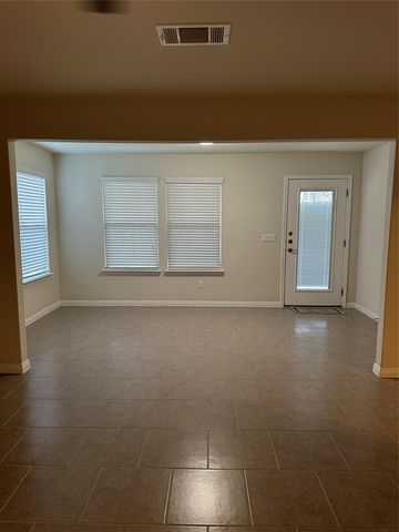 410 Holiday Creek LN, Georgetown, TX 78633