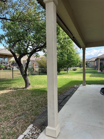 410 Holiday Creek LN, Georgetown, TX 78633