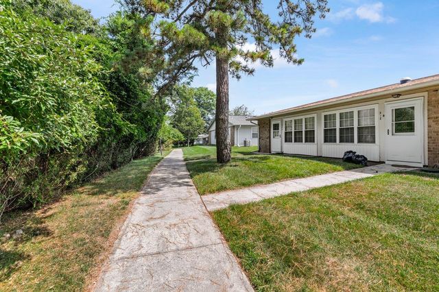312C Woodbridge Drive, Ridge, NY 11961