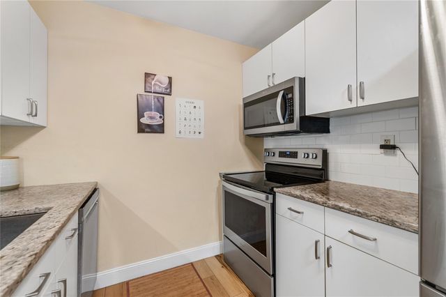 312C Woodbridge Drive, Ridge, NY 11961