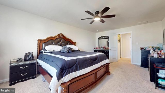 124 MALIBU DR, Egg Harbor Township, NJ 08234