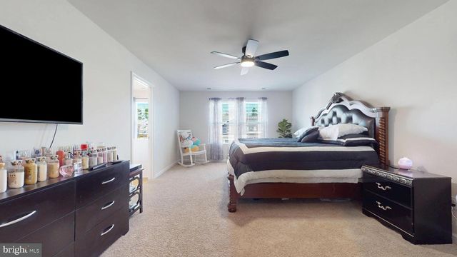 124 MALIBU DR, Egg Harbor Township, NJ 08234