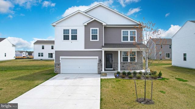 124 MALIBU DR, Egg Harbor Township, NJ 08234