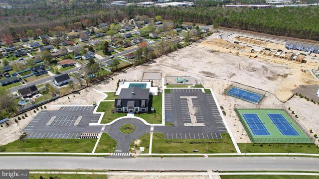 124 MALIBU DR, Egg Harbor Township, NJ 08234