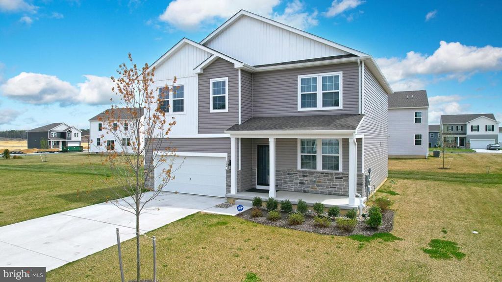 124 MALIBU DR, Egg Harbor Township, NJ 08234