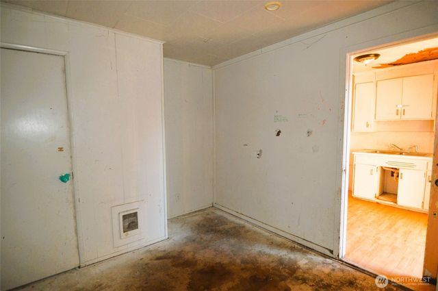 118 N F Street, Aberdeen, WA 98520