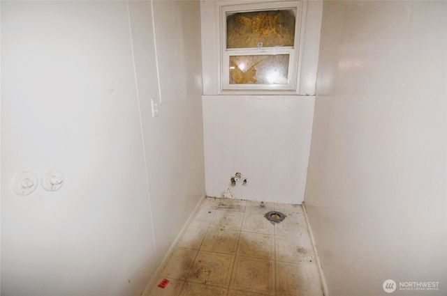 118 N F Street, Aberdeen, WA 98520