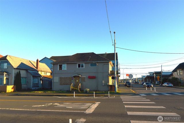 118 N F Street, Aberdeen, WA 98520