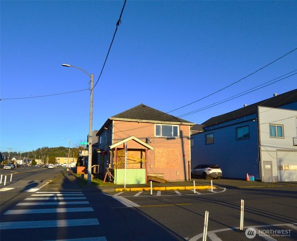 118 N F Street, Aberdeen, WA 98520