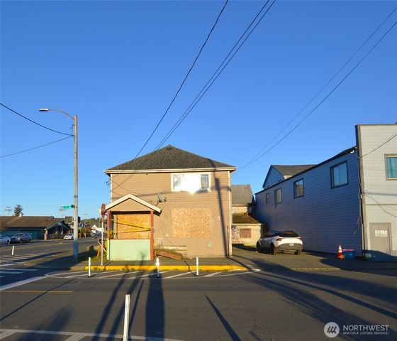 118 N F Street, Aberdeen, WA 98520