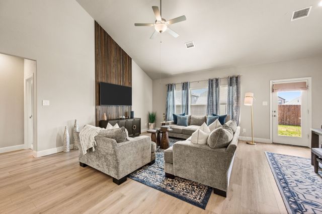 6429 Hidden Flower Way, Fort Worth, TX 76036