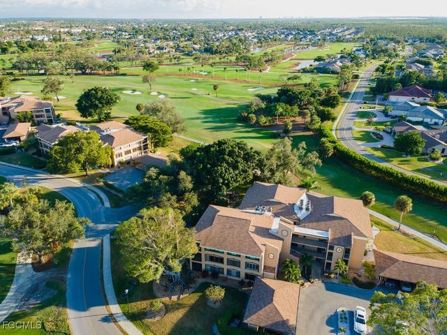 6216 Cougar RUN 202, Fort Myers, FL 33908