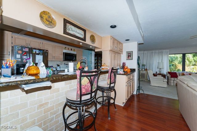 6216 Cougar RUN 202, Fort Myers, FL 33908