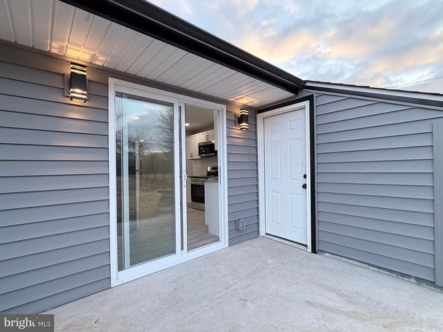 679 TRENTON RD, Fairless Hills, PA 19030