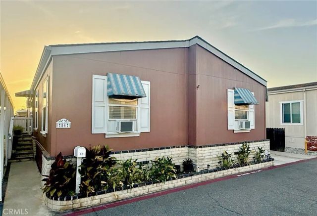 6301 Warner 54, Huntington Beach, CA 92647