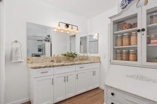 1744 Calle Jules, Vista, CA 92084