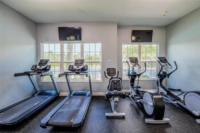 1615 HUBBELL ROAD, Wesley Chapel, FL 33543