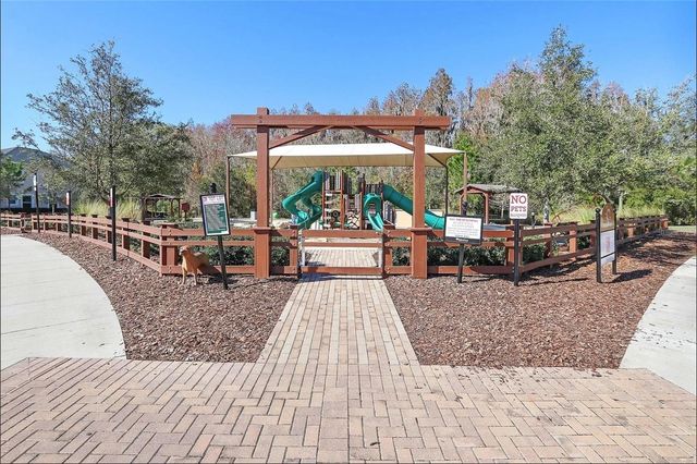 1615 HUBBELL ROAD, Wesley Chapel, FL 33543