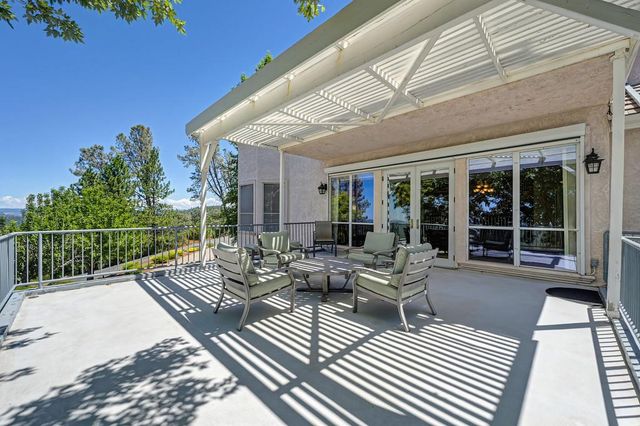 770 Bridle Path Rd, Colfax, CA 95713