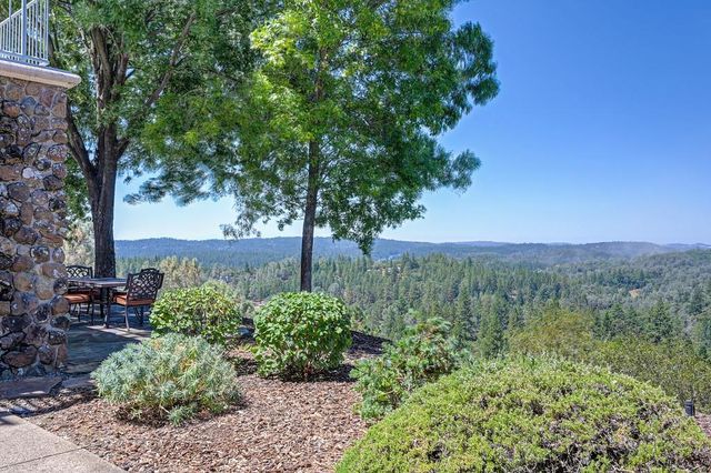 770 Bridle Path Rd, Colfax, CA 95713