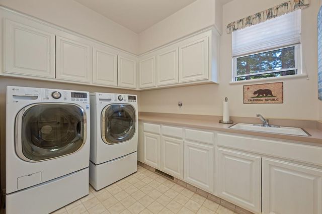 770 Bridle Path Rd, Colfax, CA 95713