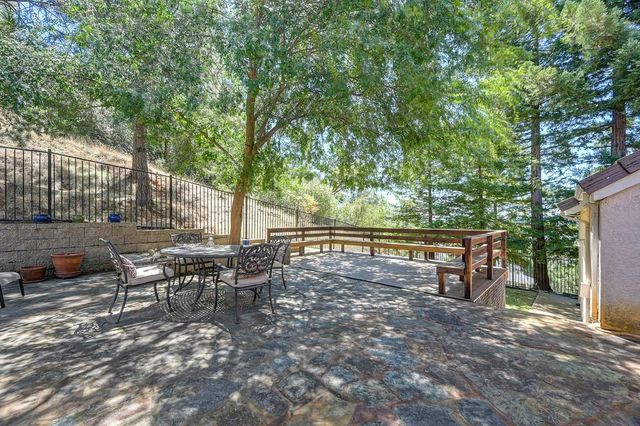 770 Bridle Path Rd, Colfax, CA 95713